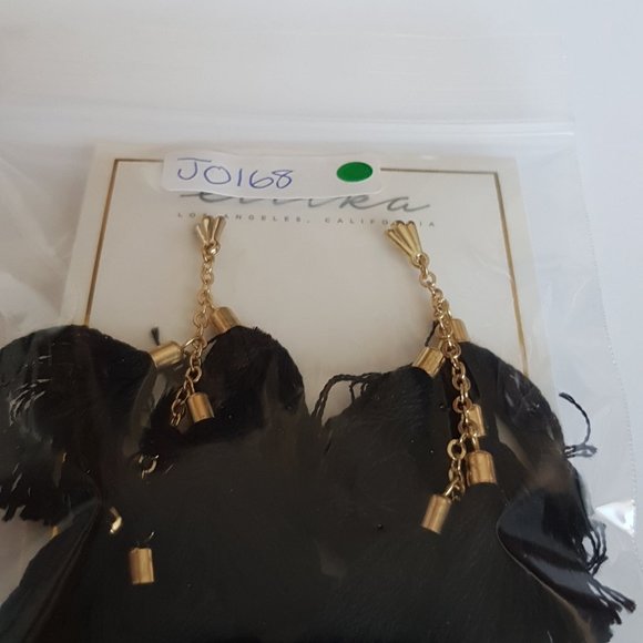 ☀️ Ettika Black Tassel 18K Gold Plated Earrings - Picture 2 of 7